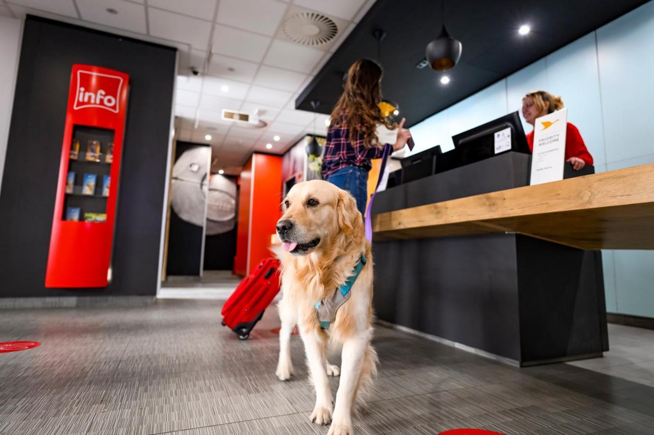 Ibis Skopje City Center Bagian luar foto